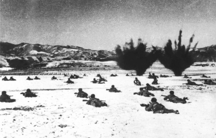 志愿军缴获美军炮兵阵地,志愿军缴获棉衣