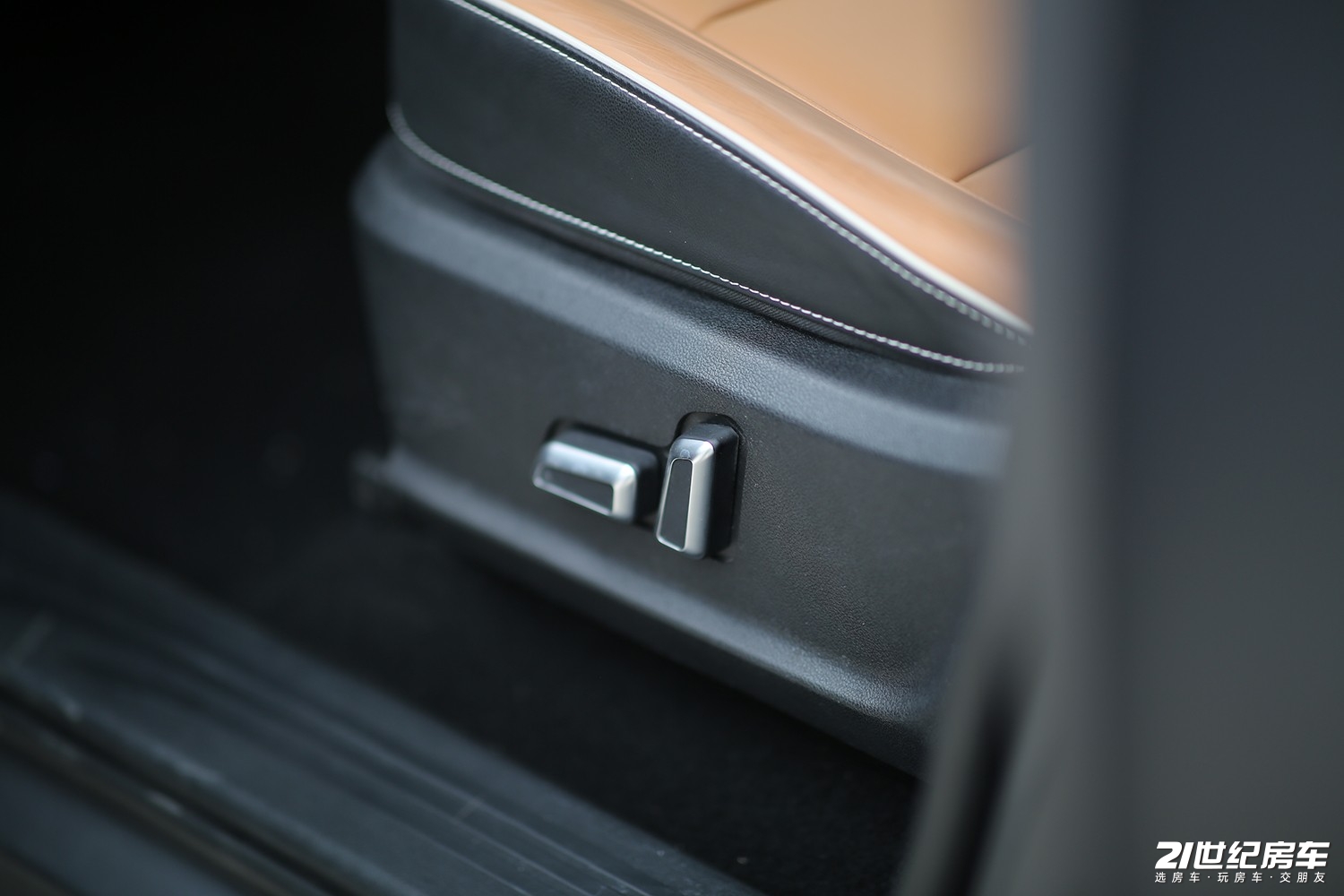 骆驼皮卡升顶房车,2024款骆驼升顶房车