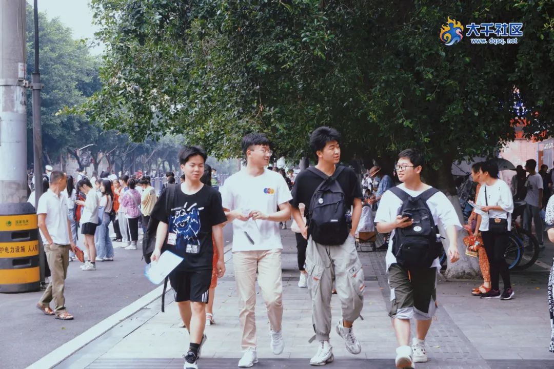 内江六中老校区,内江六中的一天