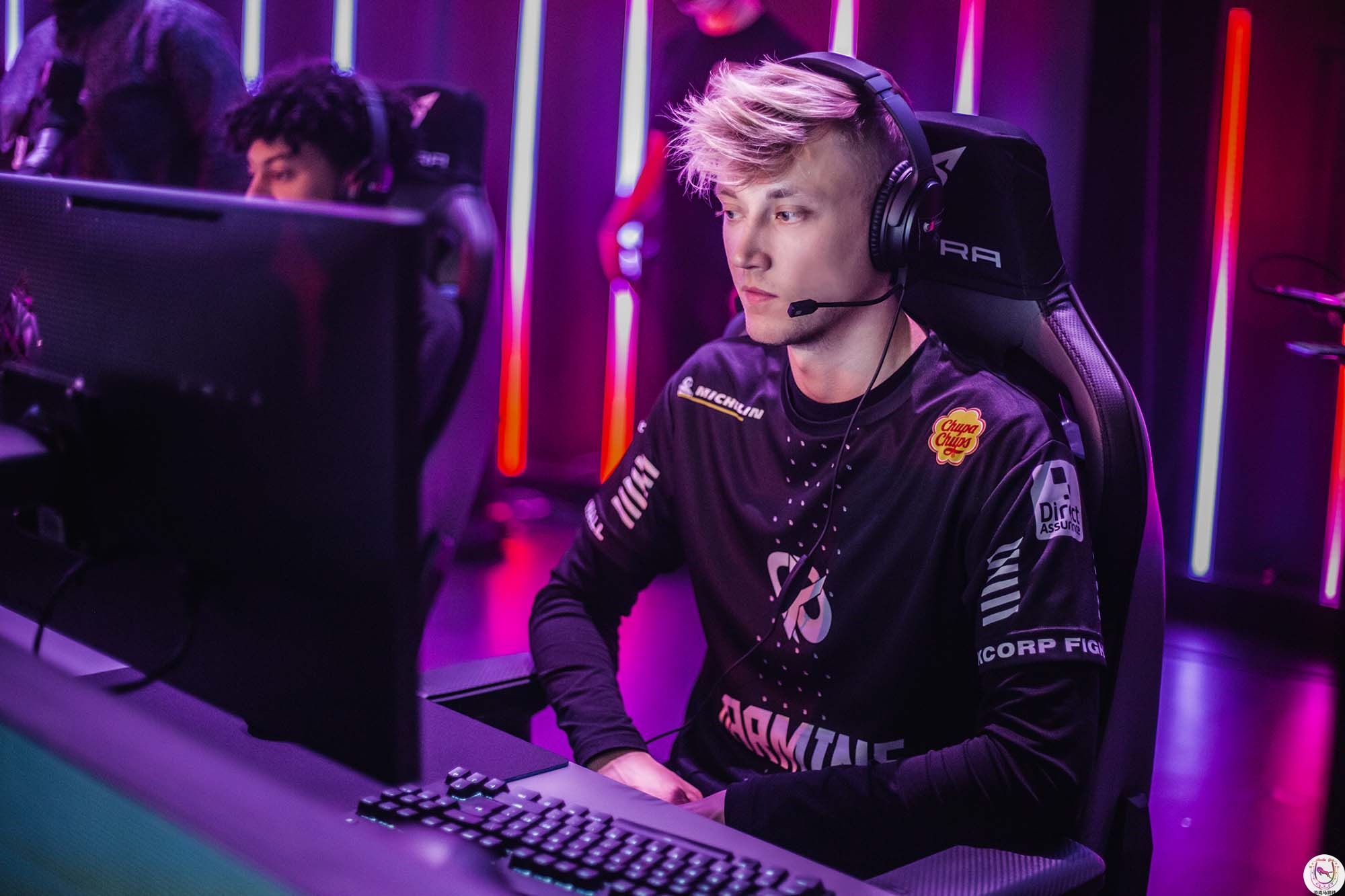 魔幻的S12赛季！转会期上的失业与就业同样与众不同