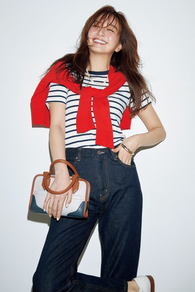 有哪款适合你的夏季穿搭垂感十足,夏季日常时髦的穿搭高级又简约