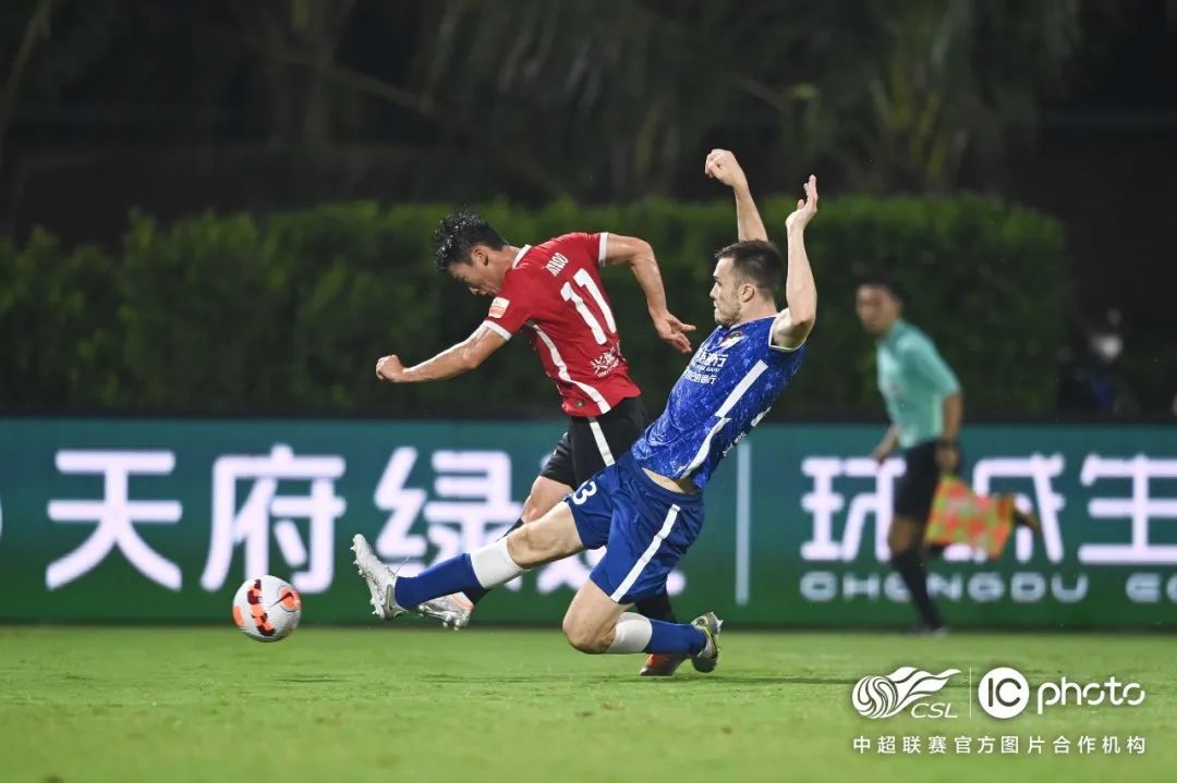 战报丨理查德头球造险，成都蓉城0-0河南嵩山龙门