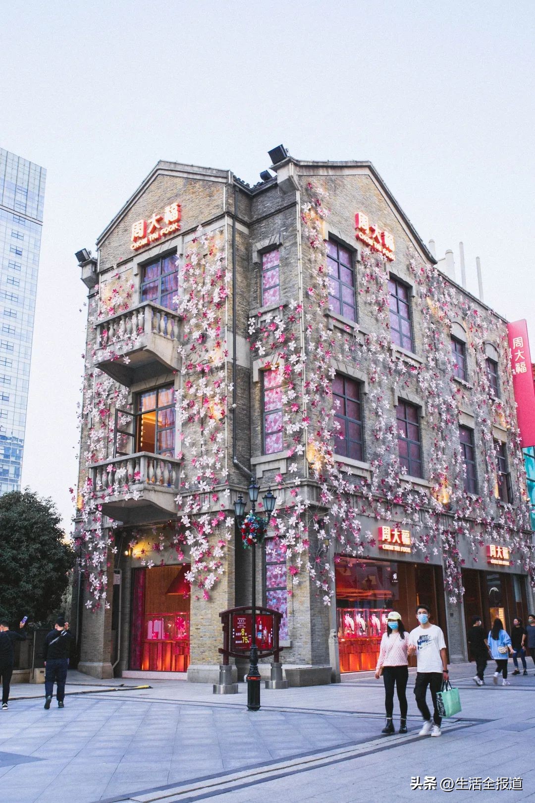 楚河汉街从哪里开始逛,浪花旅行好玩吗