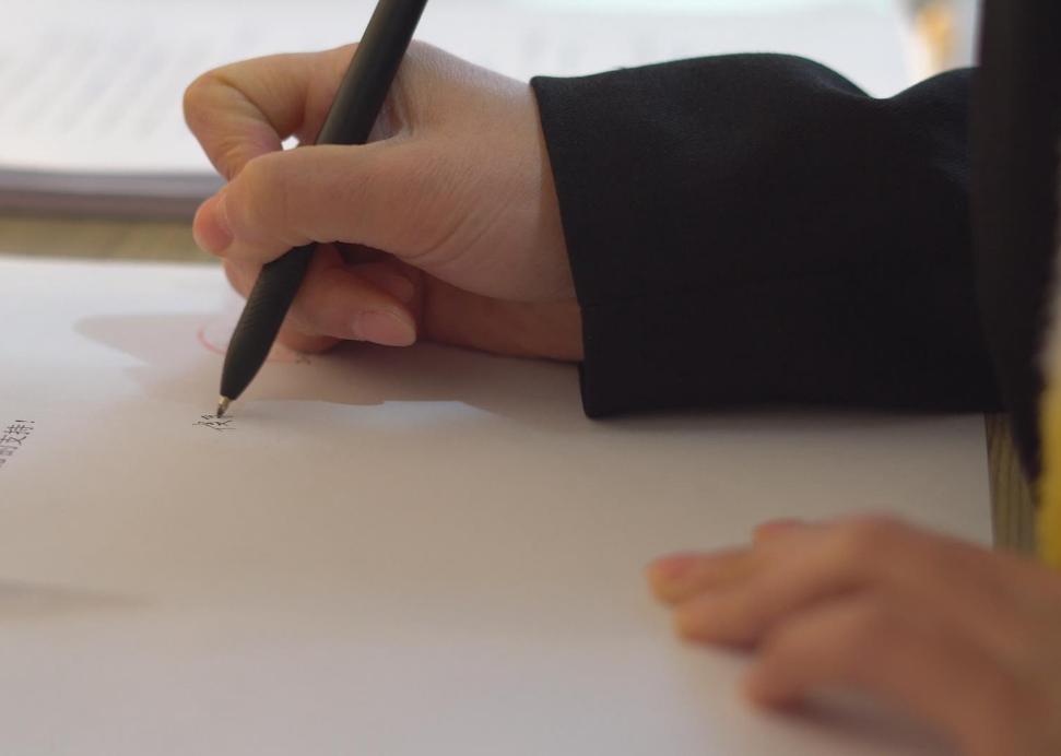 谢娜刚嫁给张杰,就因病切除了单侧输卵管,张杰:我只要她健康!