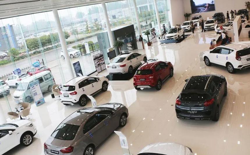 在4s店买车必须强制买保险怎么办,4s店买车强制买保险有哪些险种