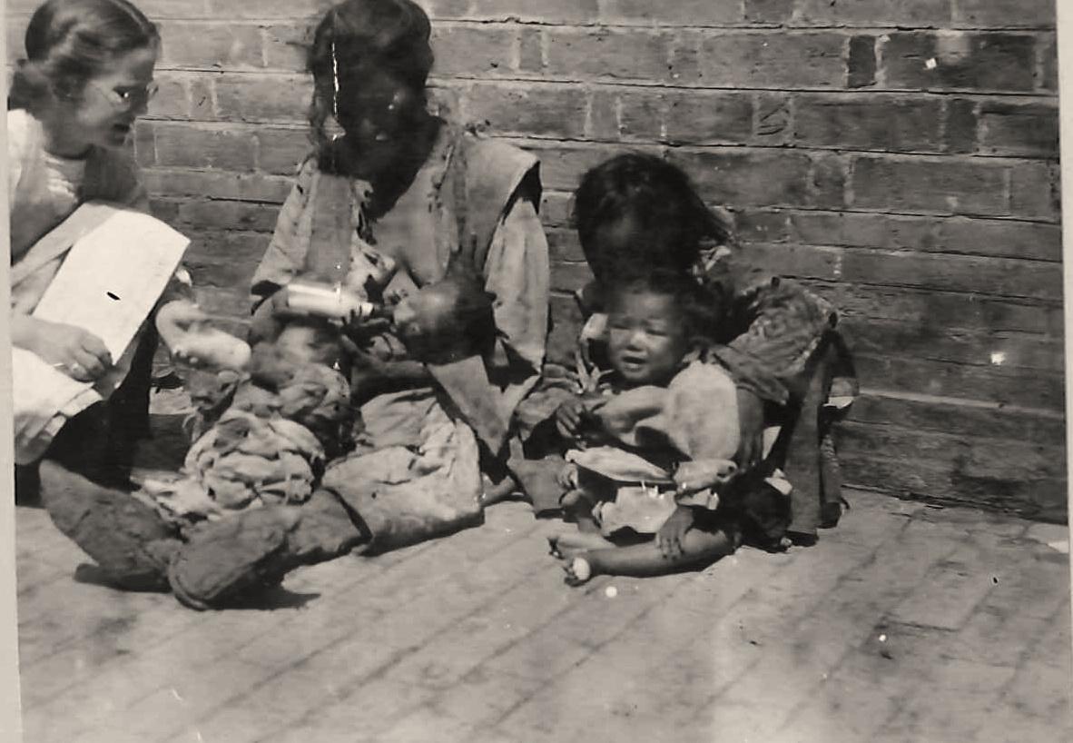 30张真实又罕见的老照片，阴毛假发工作者，我怀疑他用错地方了