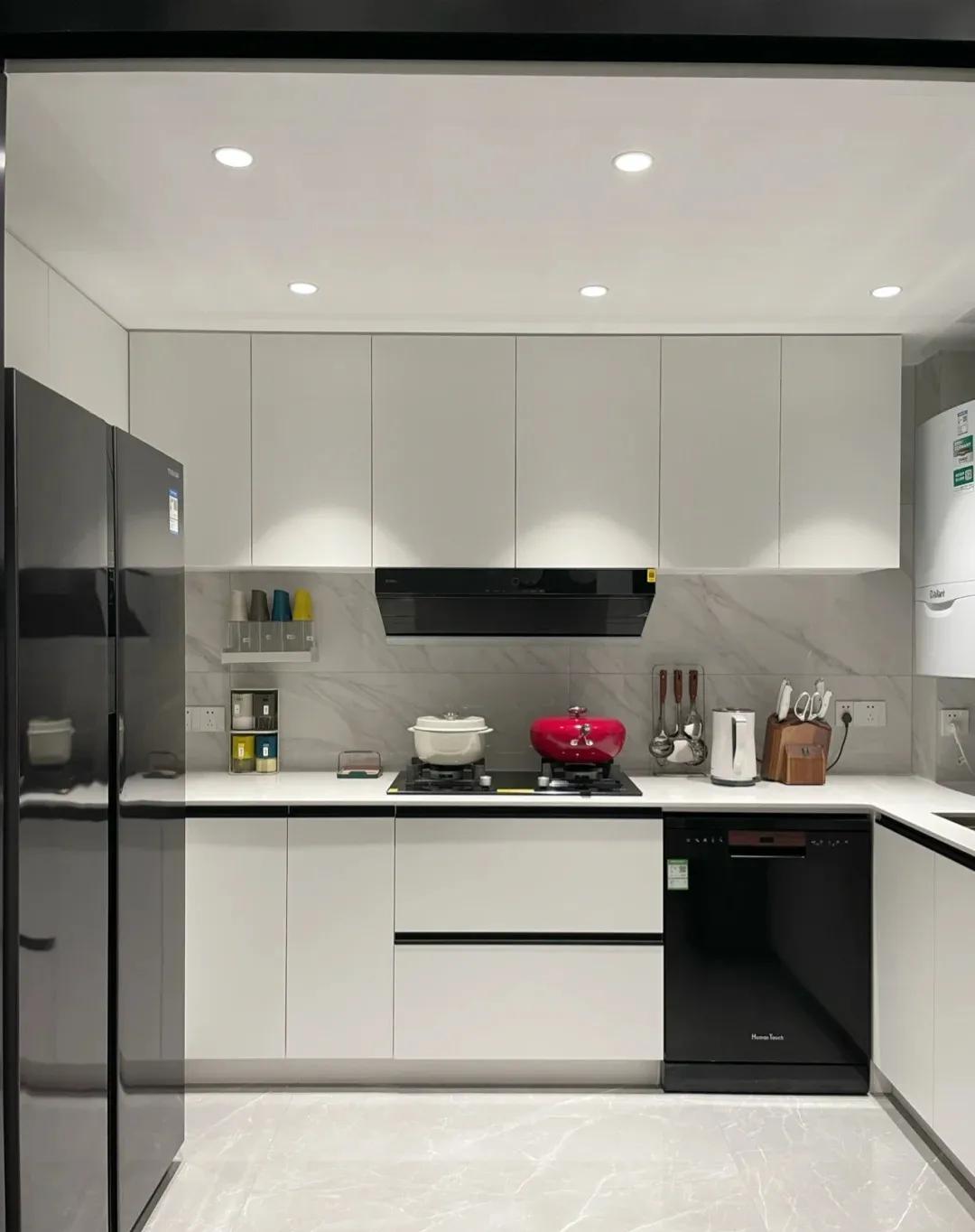 江苏女主晒出130㎡新家：全屋没有一丝俗气，堪称装修教科书