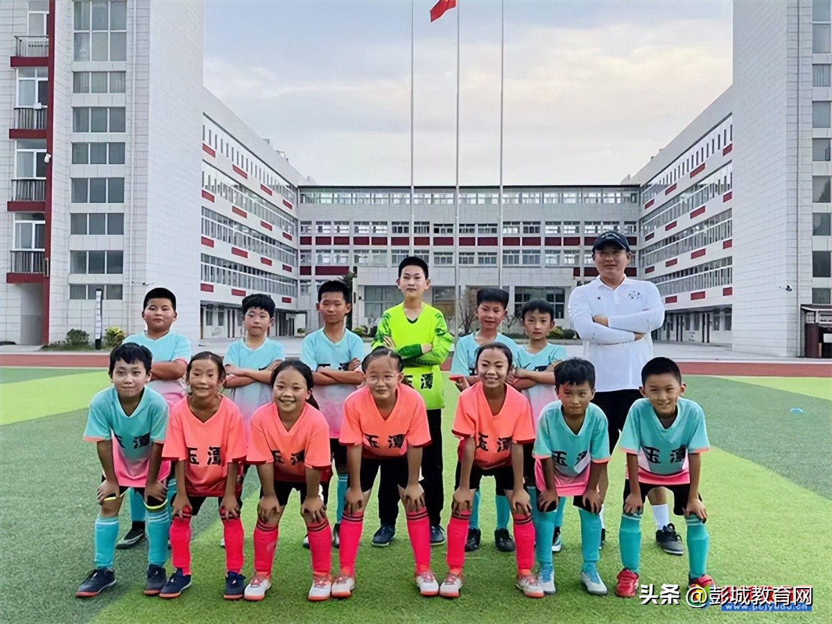 玉潭中学篮球比赛,玉潭中学校运会