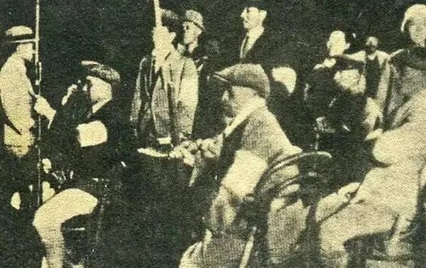 勿忘国殇吾辈自强的手抄报,国殇永不能忘吾辈自强什么意思