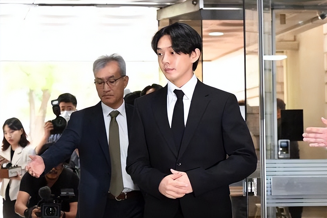 深扒韩国娱乐圈黑暗*规则潜**，为什么男女星差别如此之大？