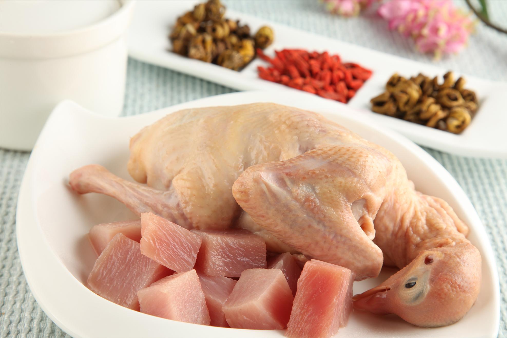 深圳光明乳鸽哪里最正宗,深圳乳鸽特产