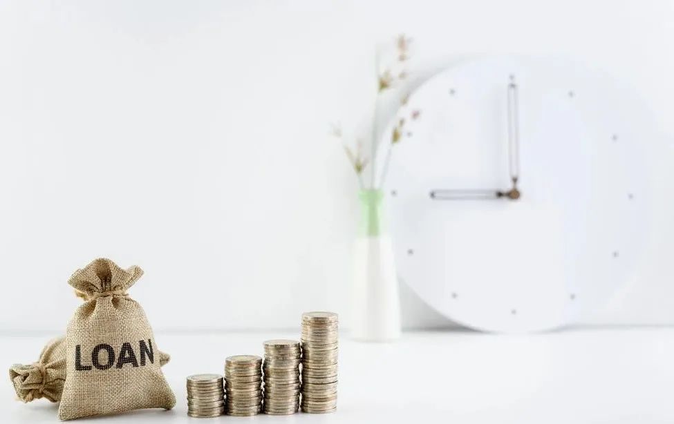 余生远离消耗你的人和事,余生很短请别浪费