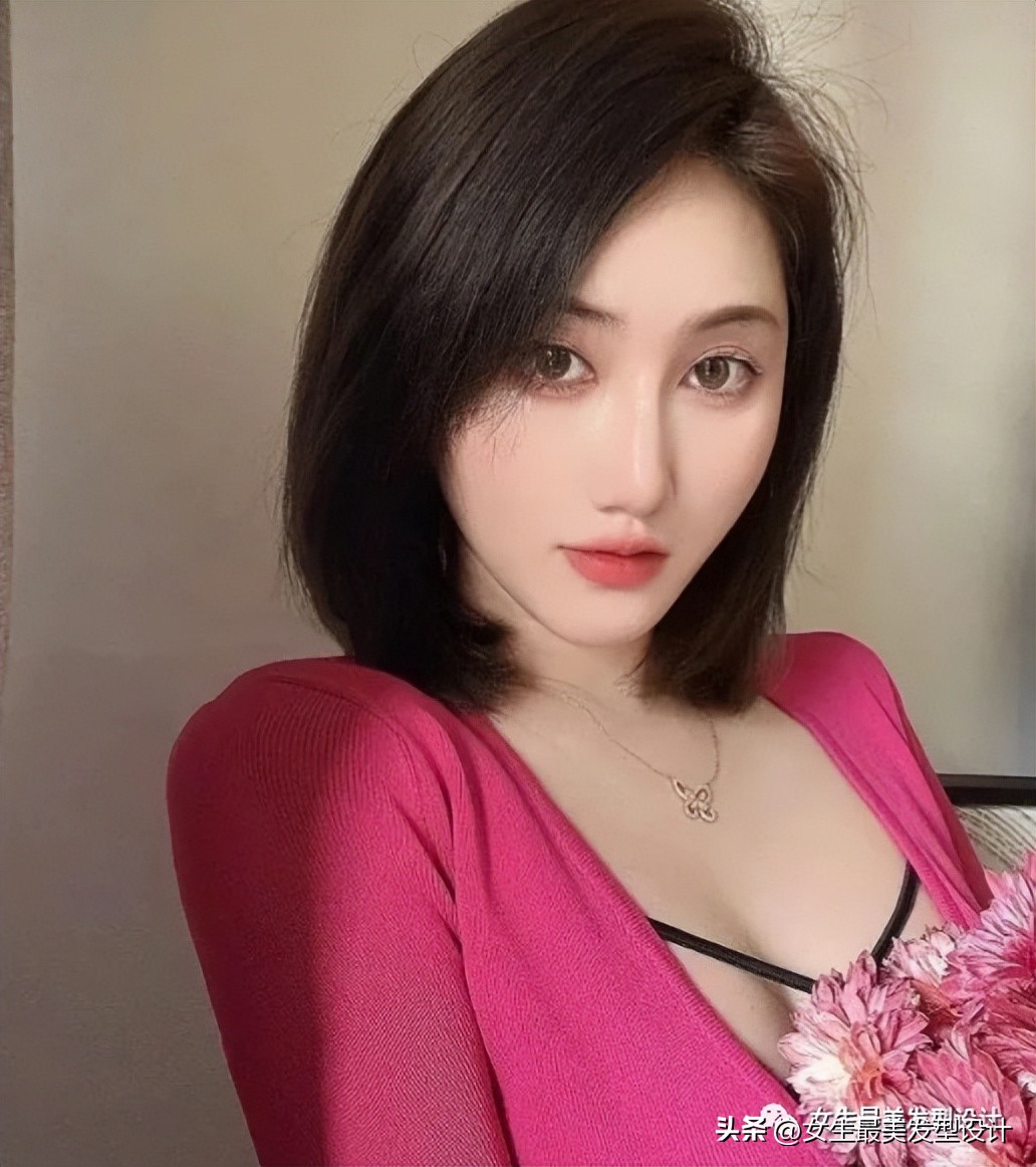 女生又酷又飒齐肩发打理,齐肩短发内扣优雅酷飒发型