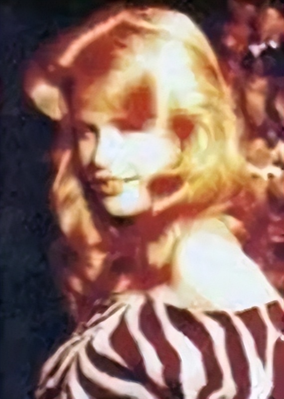 轰动全美！6岁女孩被后爸绑走性侵，被逼结婚沦为脱衣舞娘惨死