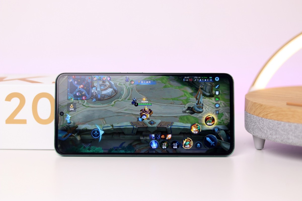 三星2K屏幕+5500mAh，12GB+512GB版跌至1799元，堪称性价比之王