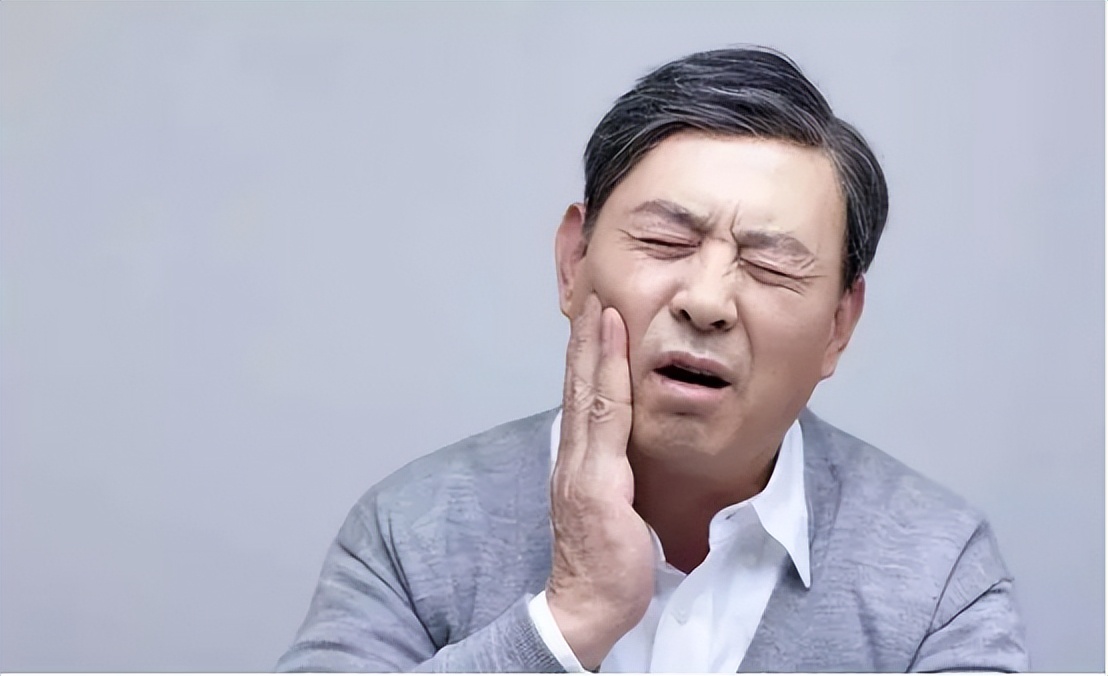 逍遥丸和甲硝唑都有什么作用,逍遥丸和甲硝唑可以一起吃吗