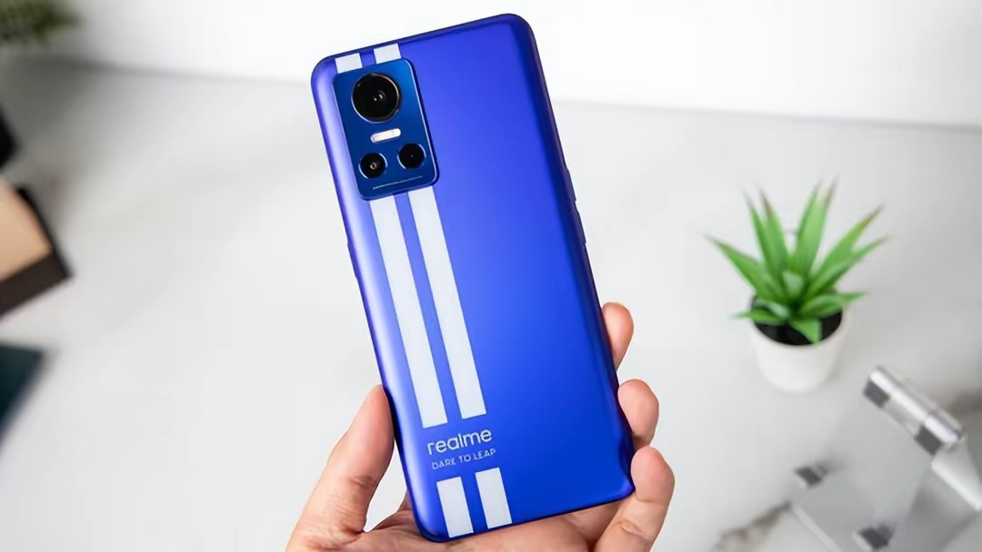 预算2500左右性价比最高的手机,再战三年这4款手机你值得拥有