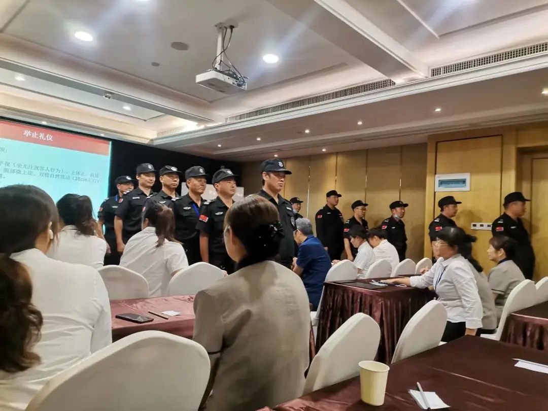 知礼有节至诚服务——尚坤物业开展全员礼仪礼节学习培训