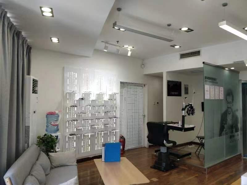 郑州哪里配眼镜比较专业,郑州配眼镜哪里有专业的市场