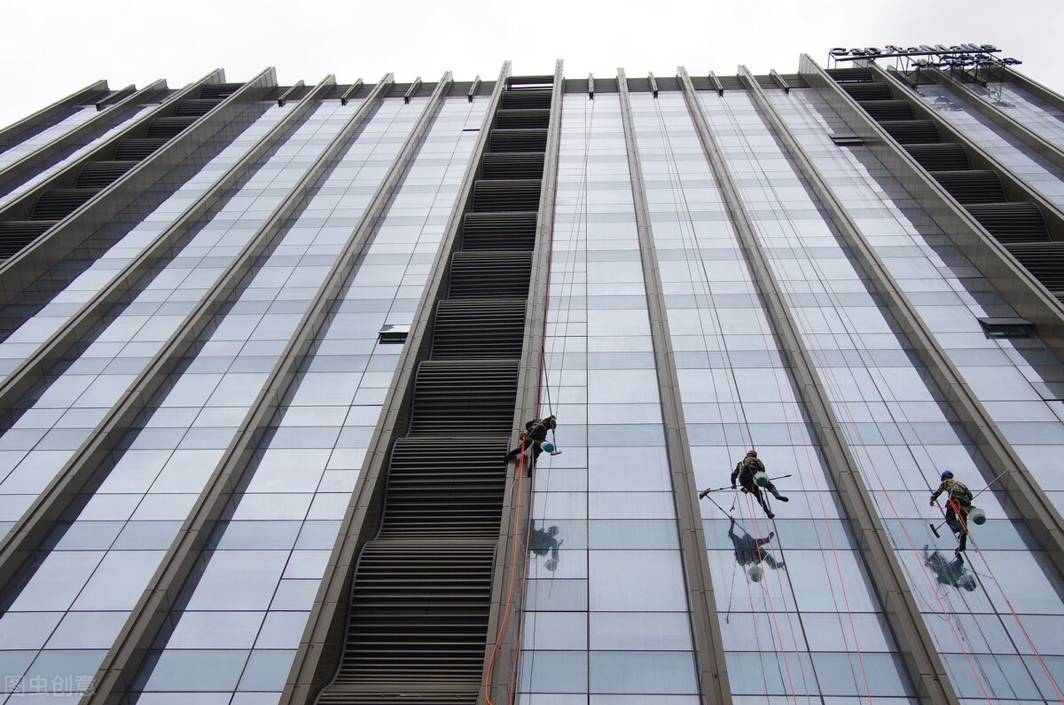 新安江外墙清洗公司,黄江高空保洁外墙清洗公司