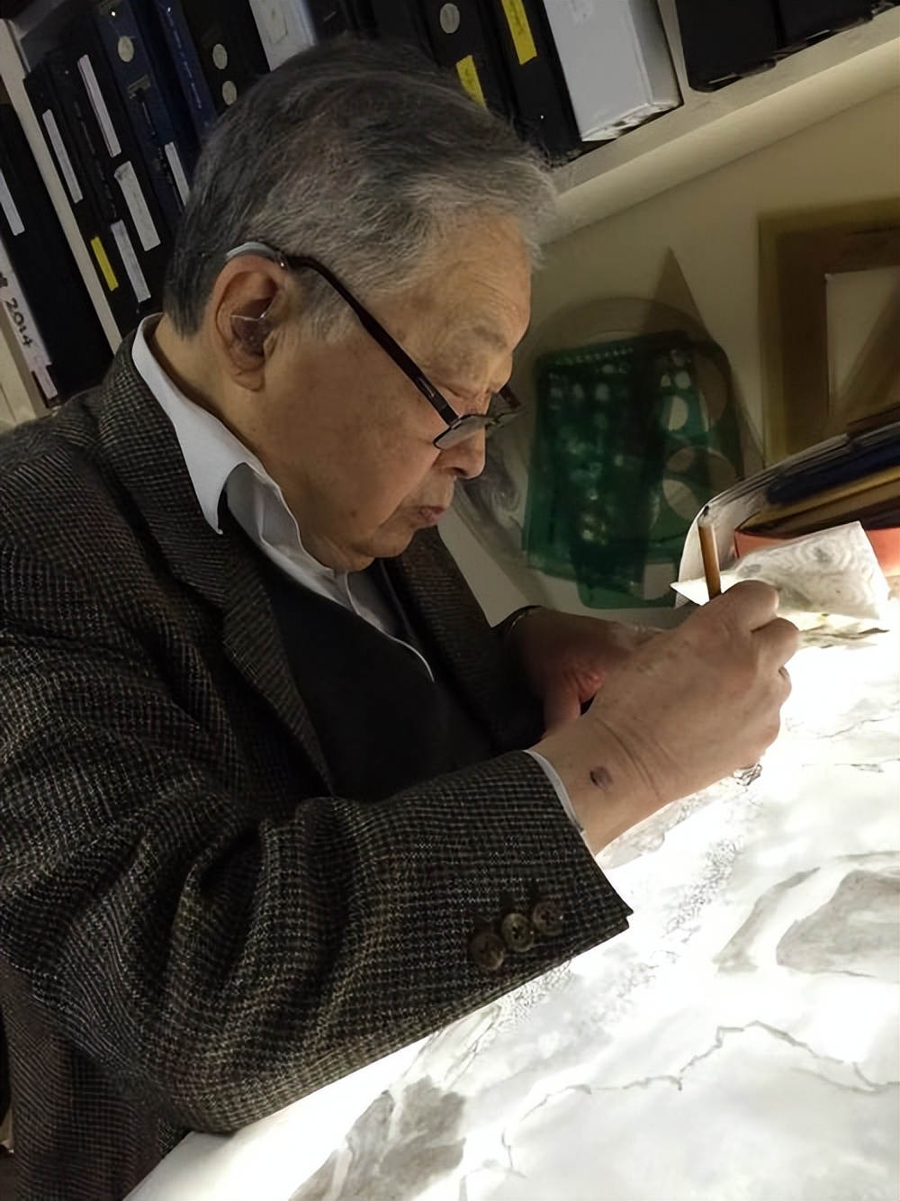 翁万戈为什么将文物捐给美国,翁万戈捐给美国183件珍贵文物