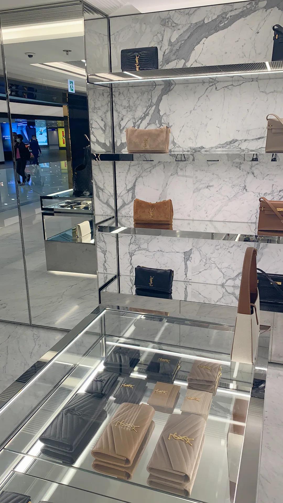 香港机场购物必买店铺,香港机场免税店什么值得买