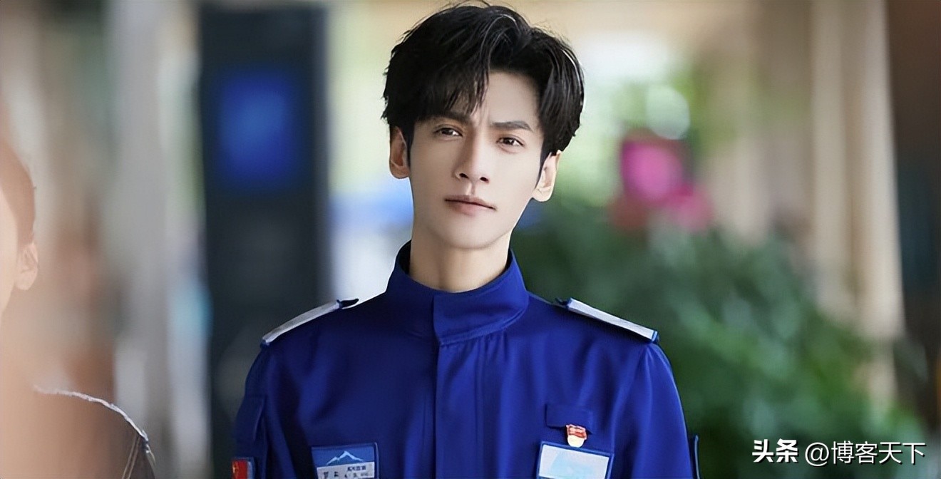 追光者追的是什么光,追光者表达了什么