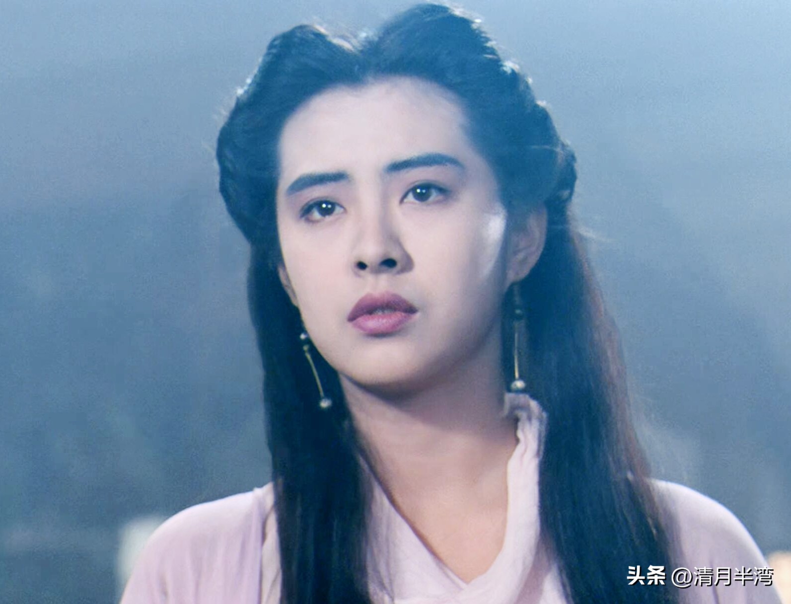 10位桃花眼明星,七位桃花眼女明星图片