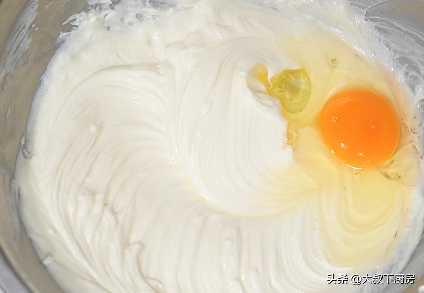 百吃不腻的糖霜蛋糕,百吃不厌戚风蛋糕