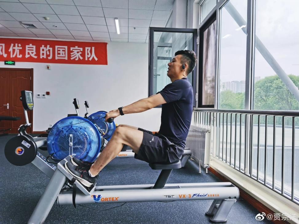 再添一银！中国空中技巧混合团体：“一姐”、钢铁侠、齐老爷的冰雪故事