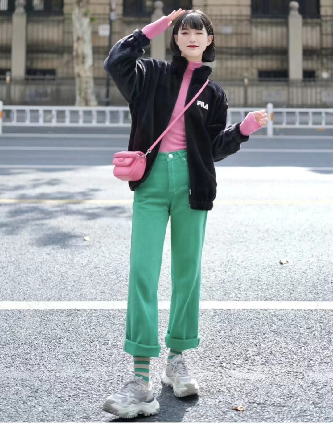 绿色衣服搭配什么颜色好看效果图,绿色最经典的三种颜色搭配