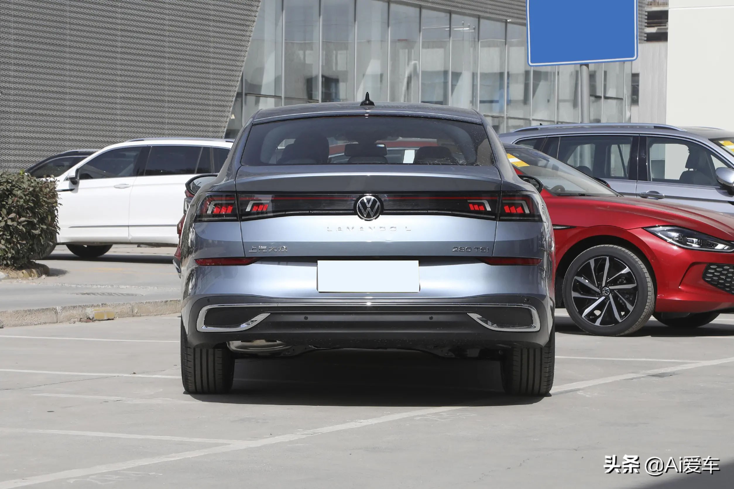 大众凌渡轿跑2022新款落地价,a级最美轿车大众凌渡