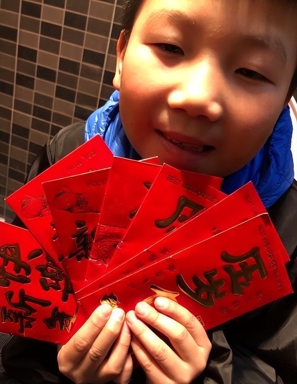 堂叔和堂哥赚钱后，我从人人夸张的大学生变成了反面例子