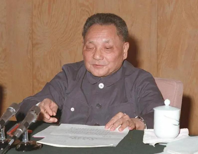 1997年,中央为何要将重庆与四川“分家”?事实证明*小平邓**真高明