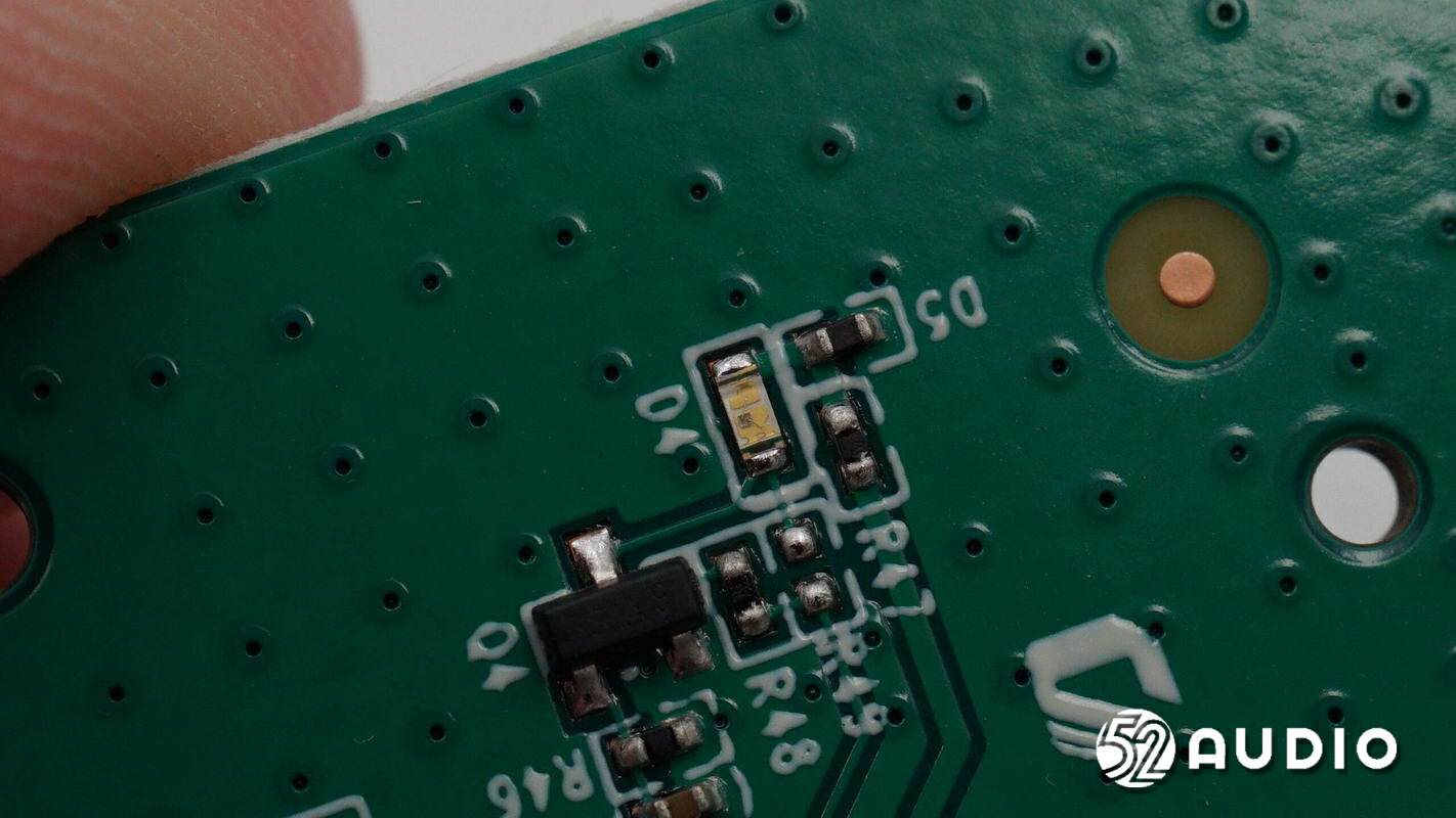 雷蛇天狼星v2专业版,razer雷蛇利维坦巨兽v2和天狼星v2