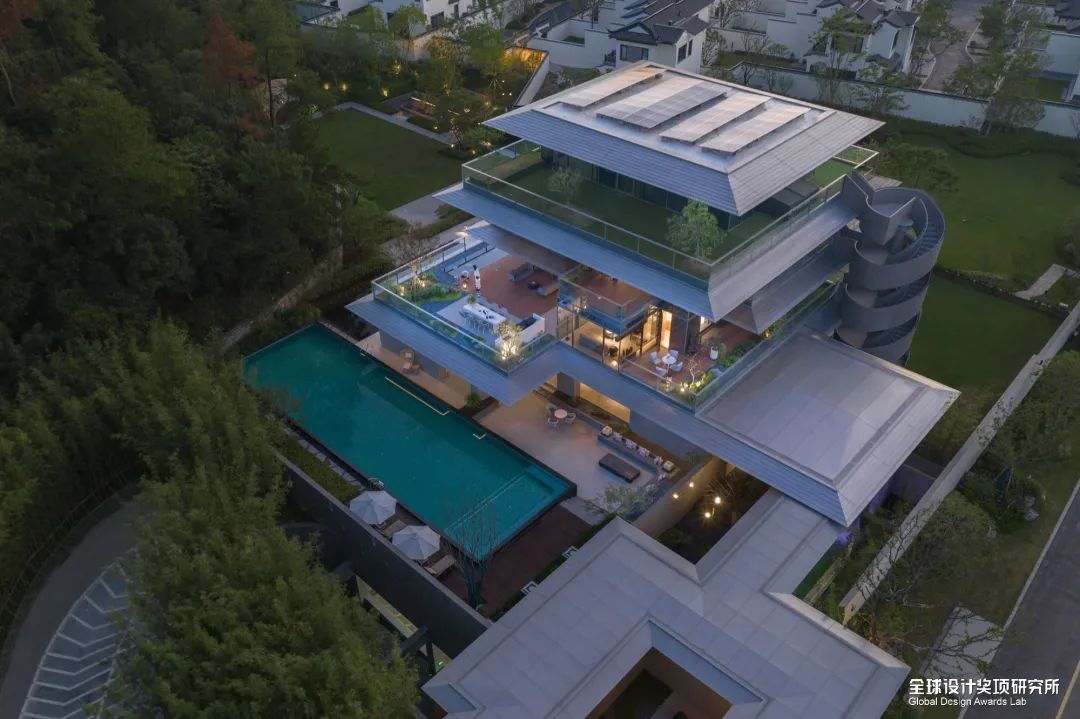 美国大奖456万美金,美国大奖得主20亿美金