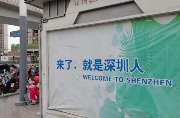 女大学生流落街头,女大学生沦为女乞丐