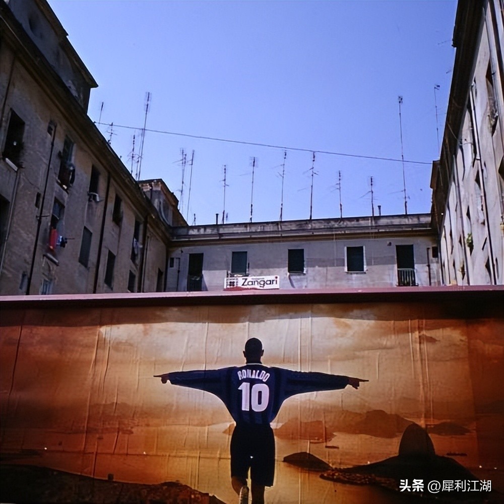 那些年我们追逐过的经典粤语老歌,这些熟悉的身影多少老球迷的回忆