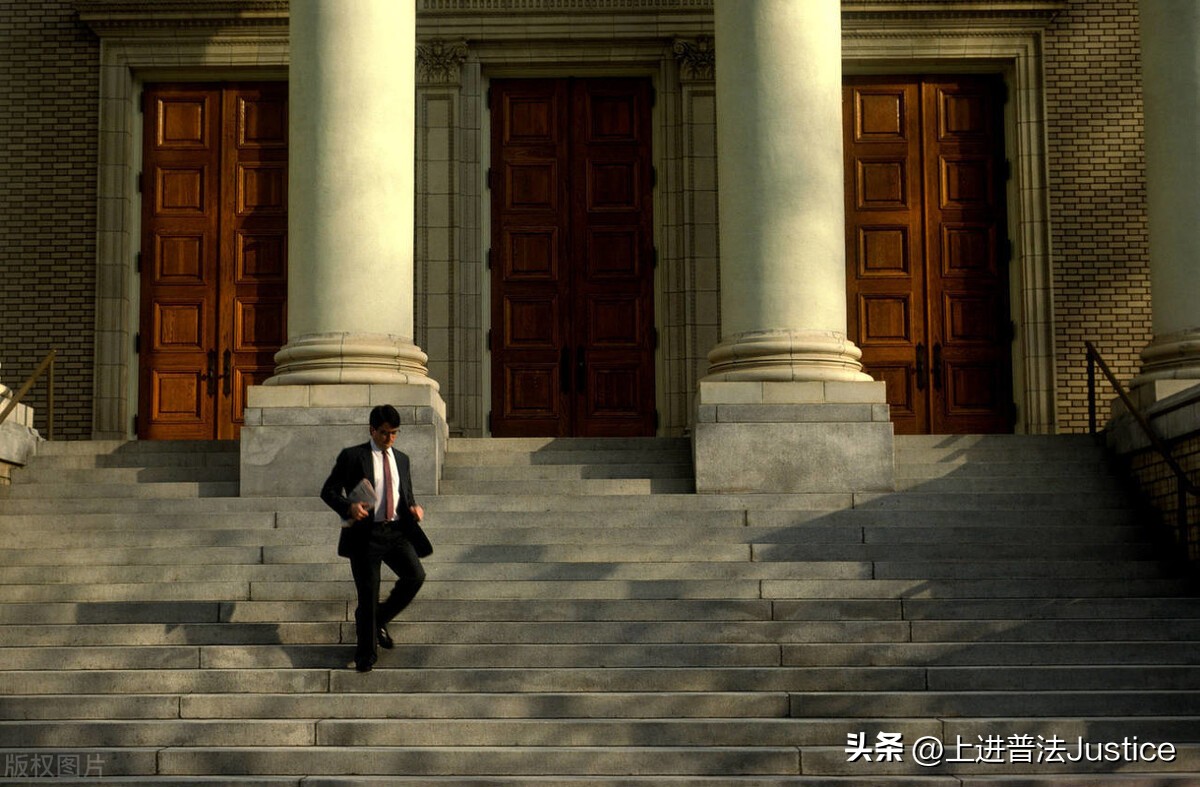 江苏一律师因犯组织卖淫罪，被司法厅吊销执业证书！