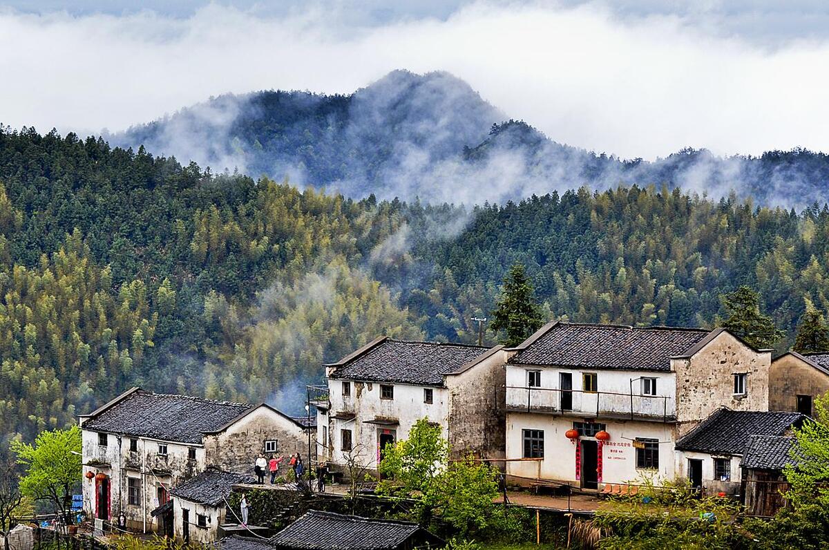 除了热门景点哪里适合旅游,除了春秋旅游还有哪里旅游便宜