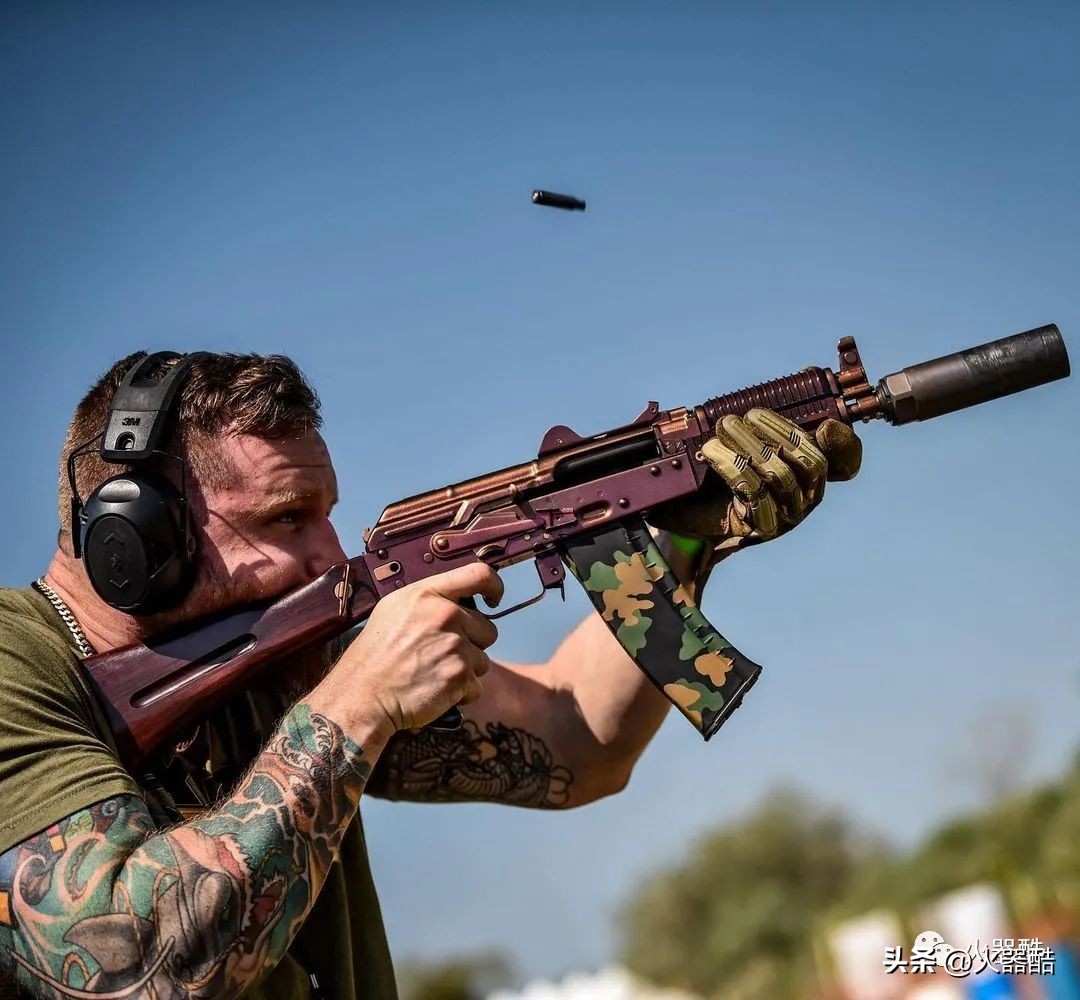 精美枪械美图,最美枪械图