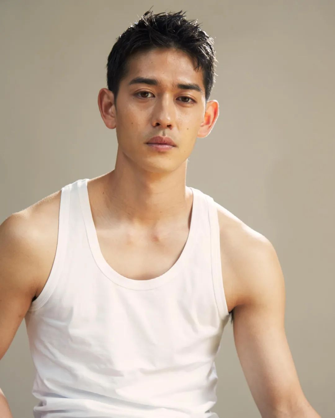 日本男模特浅野启介身材,日本明星浅野启介