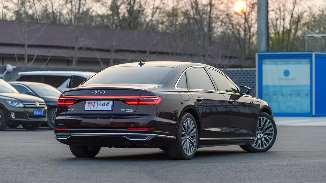 二手奥迪黑a8l,二手顶配奥迪a8l