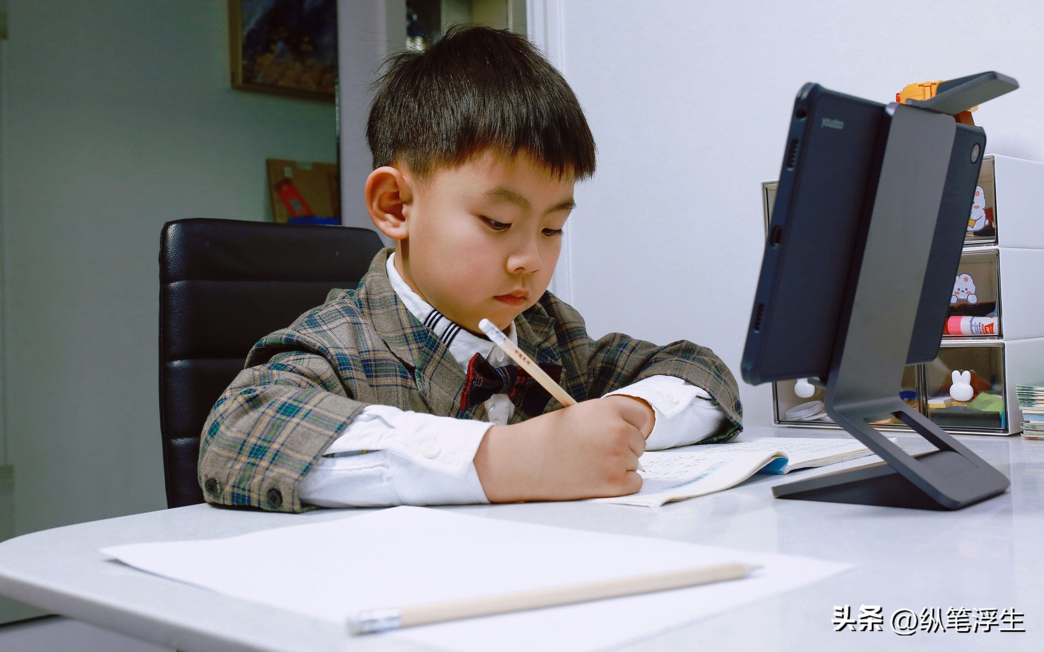 不沦为“游戏机”的学习机是不是家长的好帮手？有道AI学习机X10