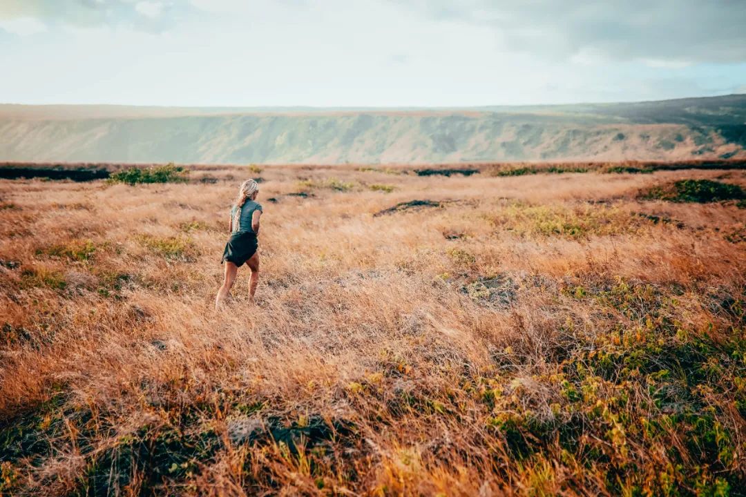一定不要让生活偷走你该有的快乐,不要让短暂的快乐拖垮你