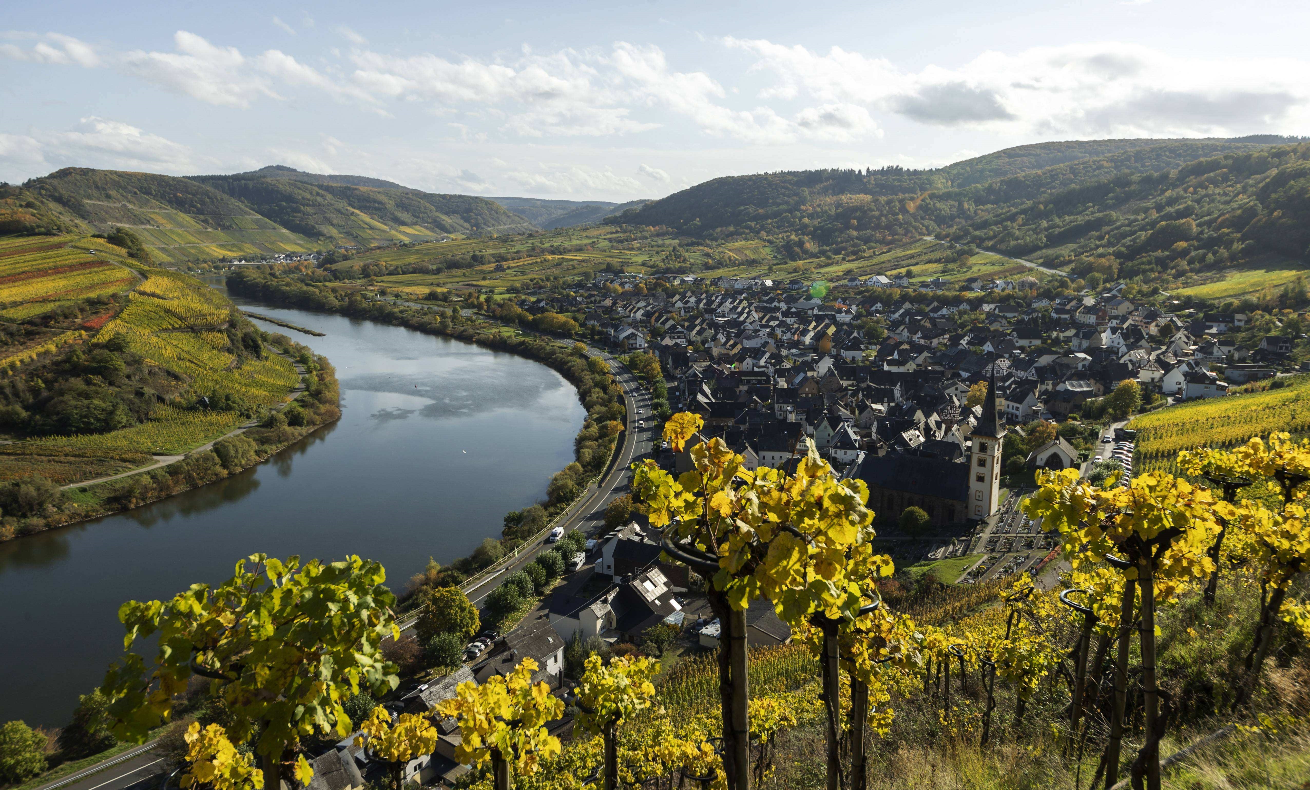 法国和德国哪个国家最好,法国和德国地理条件对比