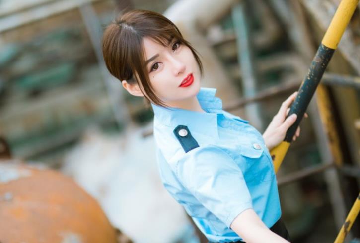 女生这几个小动作让男生特别喜欢,男生怎么用小动作告诉女生喜欢她