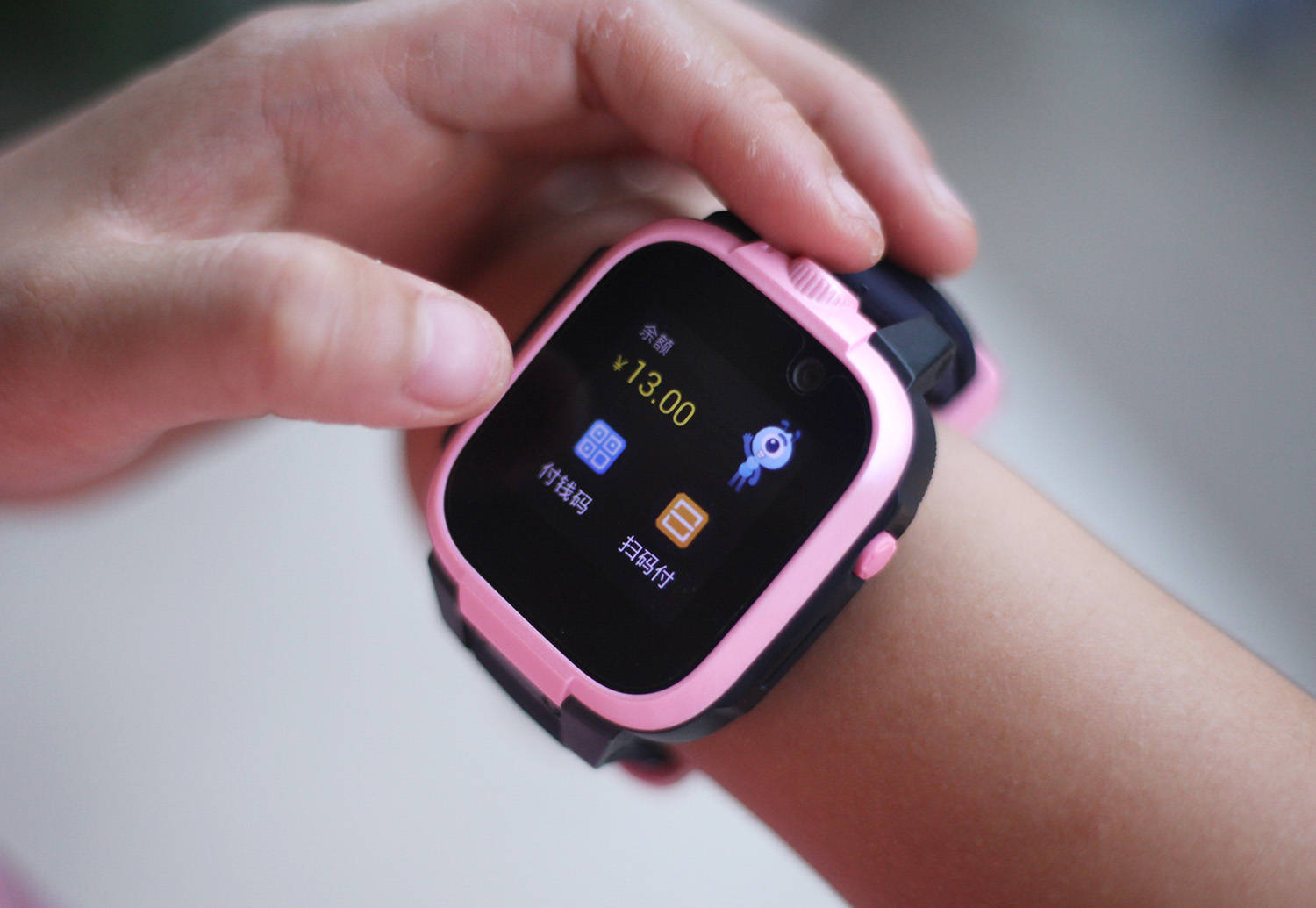 带小朋友去买小天才儿童电话手表,小寻3儿童电话手表测评