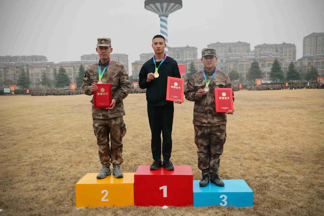 速度与激情超燃片段公路追逐比赛,速度与激情现场直击