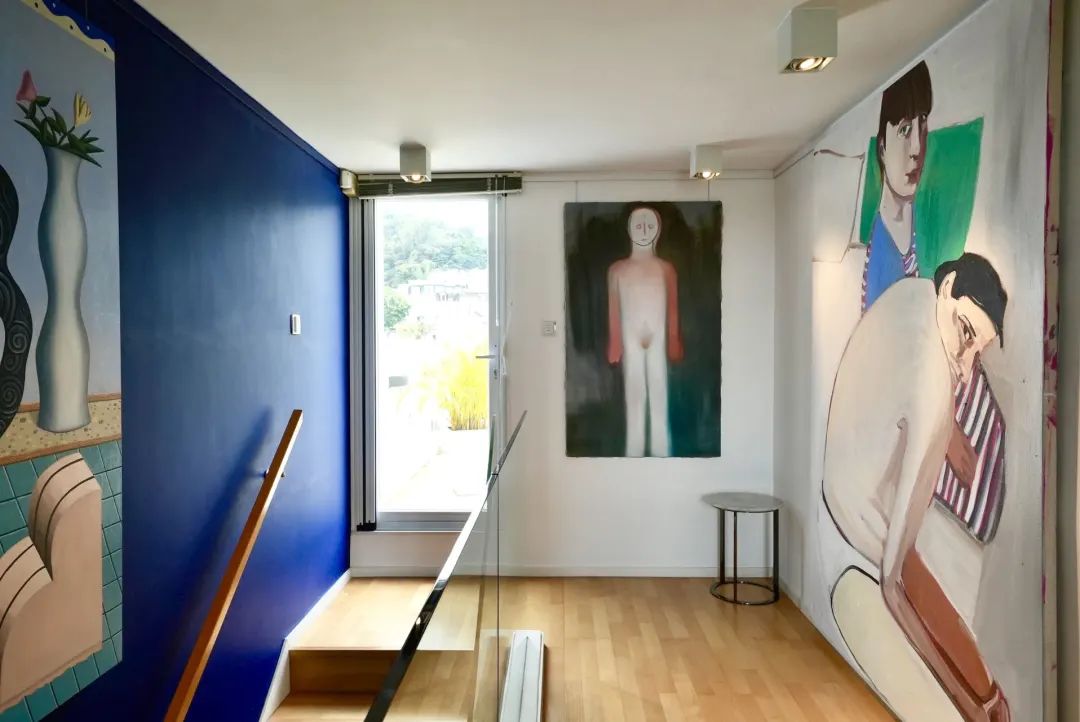 亚洲顶级藏家的4层海滨之家：挂满30件珍藏，审美一流